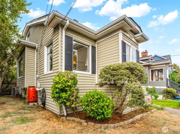 1423 33rd Avenue, Seattle, WA 98122