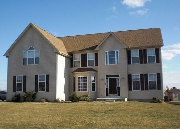 2nd image of 140 Portside Ct