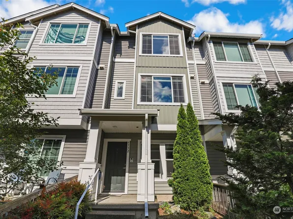 6552 High Point Drive SW, Seattle, WA 98126