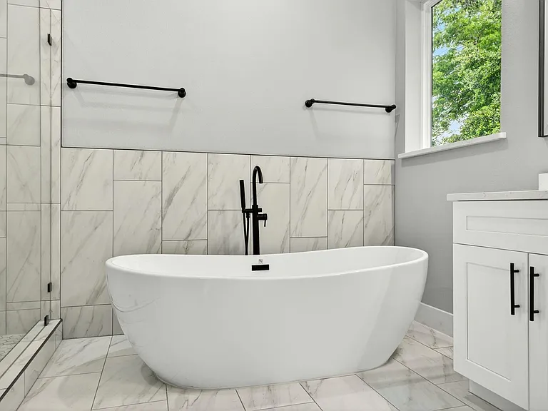4517 Larch Ln — Photo 31