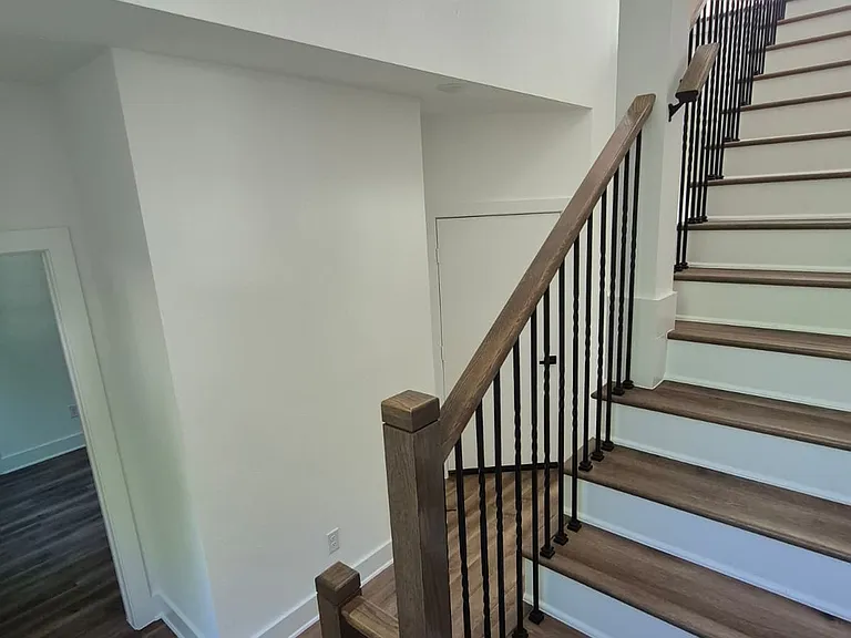 3003 Delano St — Photo 11
