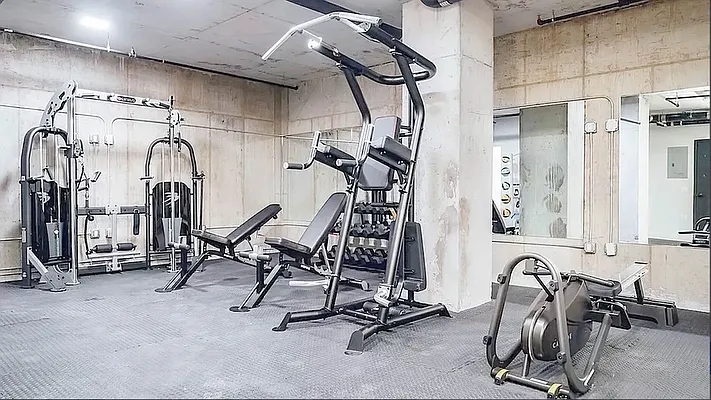 Rented by CW Realty Property Management LLC | media 83