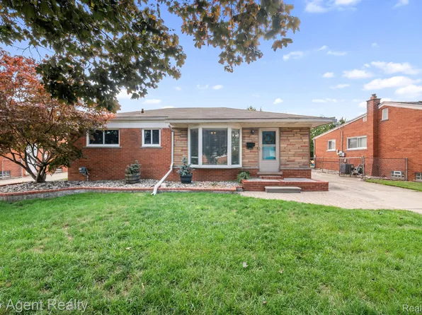 11854 Hovey St, Warren, MI 48089