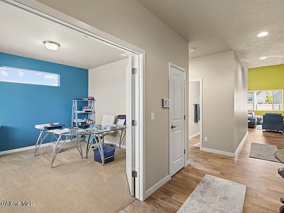5th image of 2123 W Joubier Dr