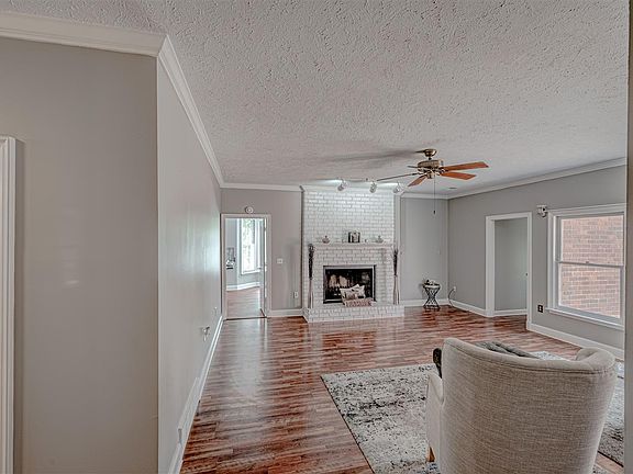 5th image of 8440 E Rembrook Dr