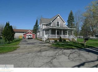 208 S Ann St, Fowlerville, MI