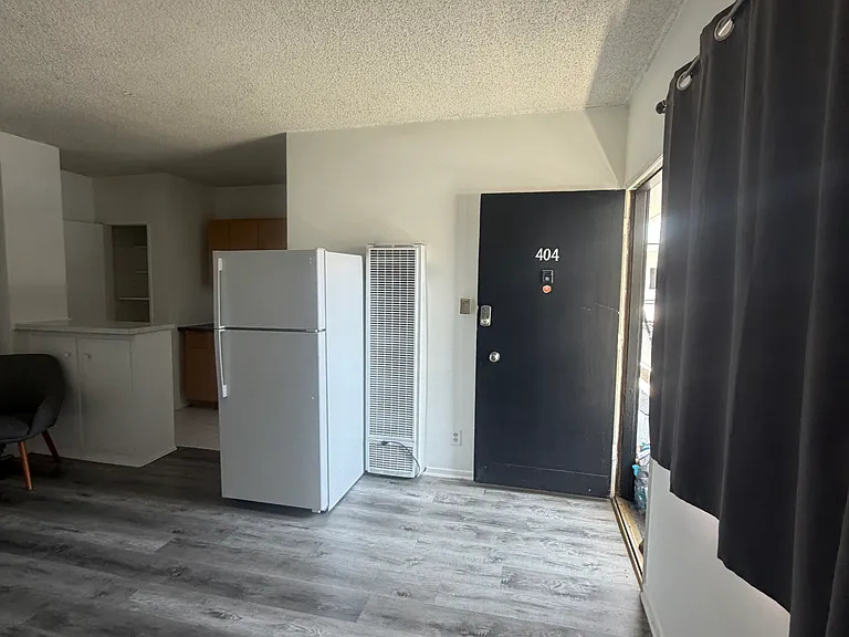 10944 Strathmore Dr #44 — Photo 12