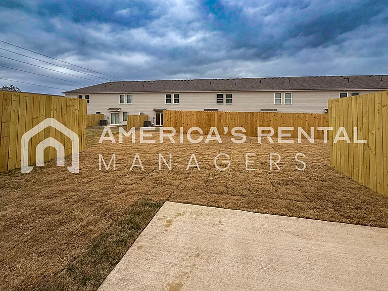 106 River Grass Dr — Photo 25