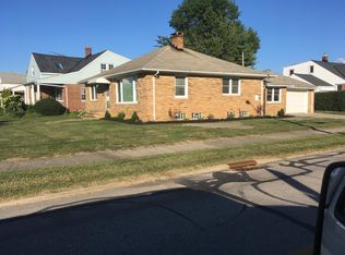 32606 Lake Shore Blvd, Willowick, OH 44095