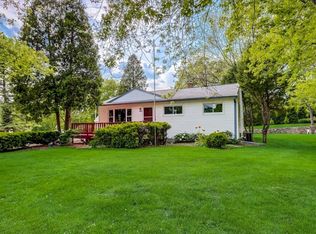 5445 S Williams Cir, New Berlin, WI 53146