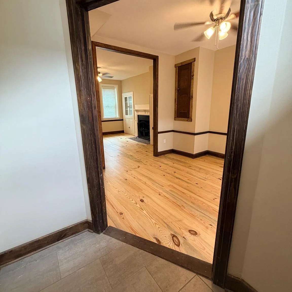 4 bed, 2.5 bath, $3,000 — Photo 2