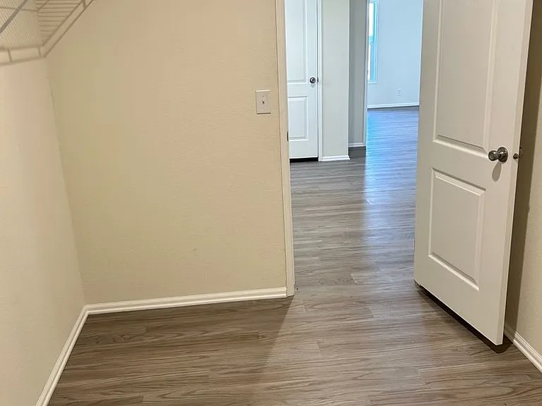 7420 Guide Meridian — Photo 21
