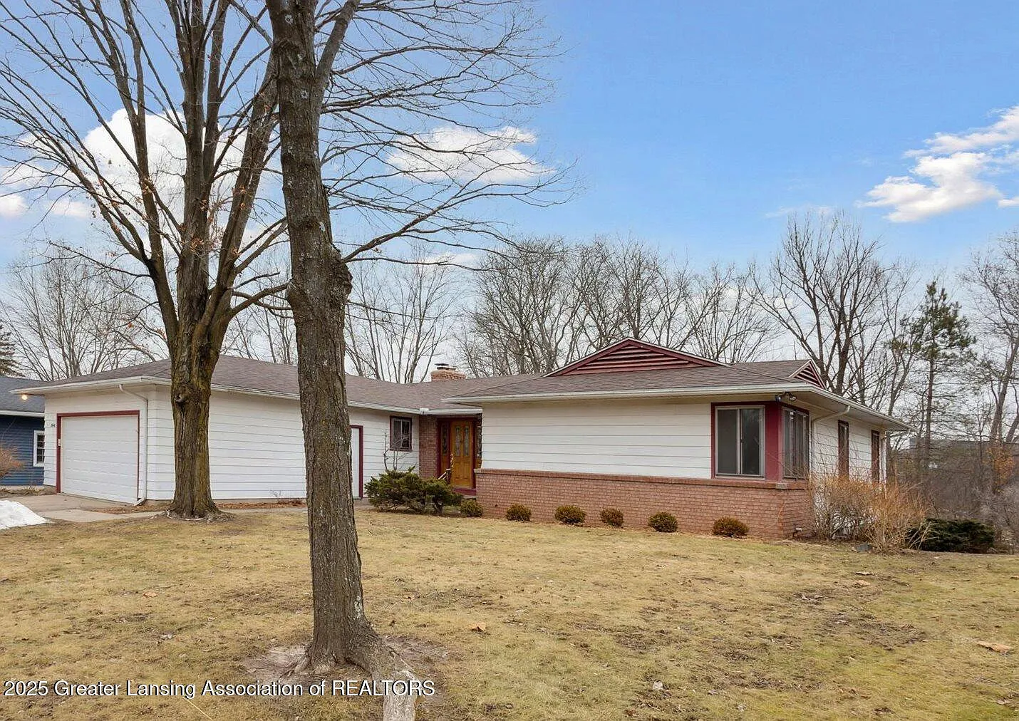 2646 Raphael Rd photo 1