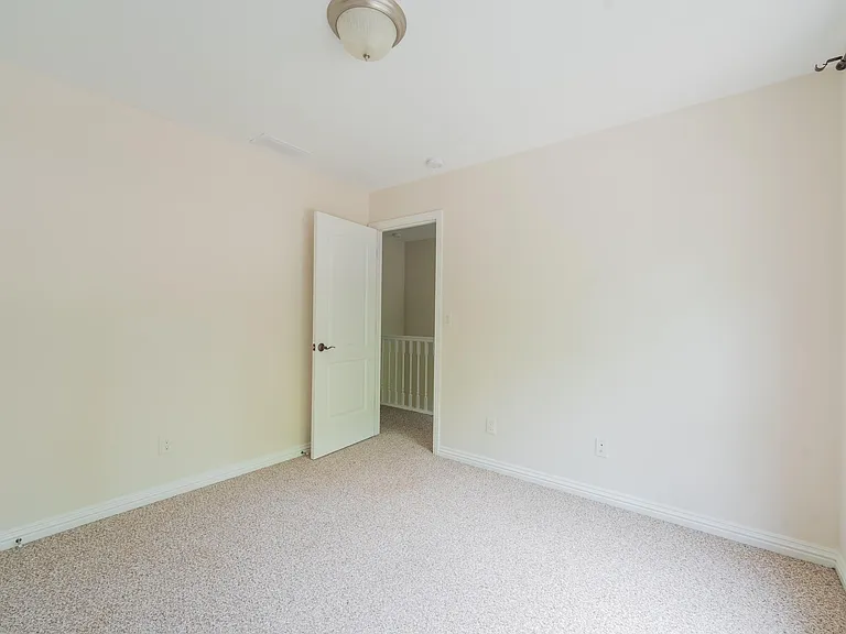 1115 E Azalea Ln — Photo 23