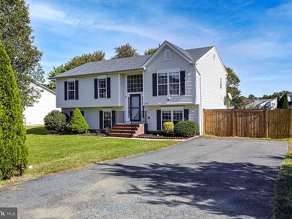 2nd image of 11813 Sawgrass Ln