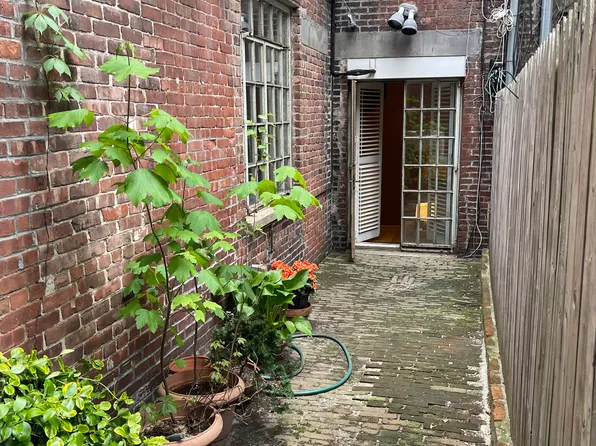 126 West 78th Street HOUSE image 24 of 25