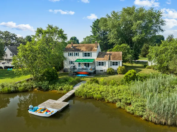 4 Bayberry Court, Stonington, CT 06355