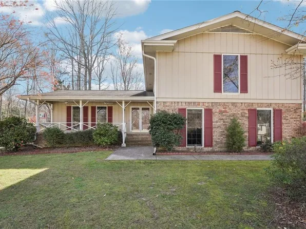 4833 Village North Ct, Atlanta, GA 30338