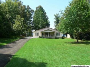 1478 Holiday Shores Rd, Scottsboro, AL 35769