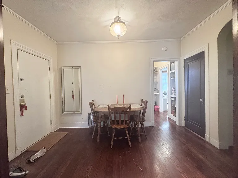313 Tappan St #2 — Photo 4