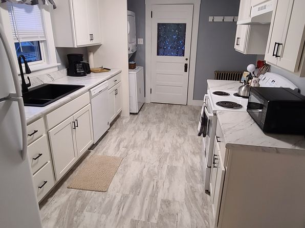 544 Hancock St #2