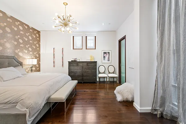 Sold by Compass | media 4