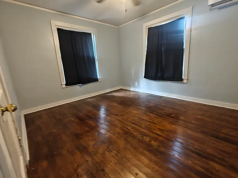 3804 Macarthur Dr — Photo 9