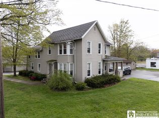 15 Chautauqua St, Fredonia, NY 14063