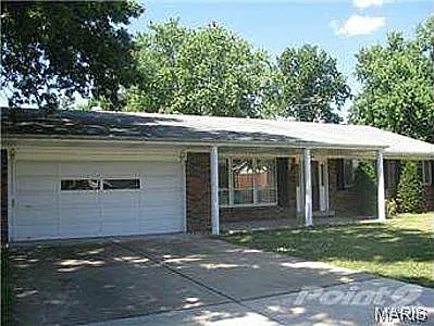 8 Buckwood Ct photo 1
