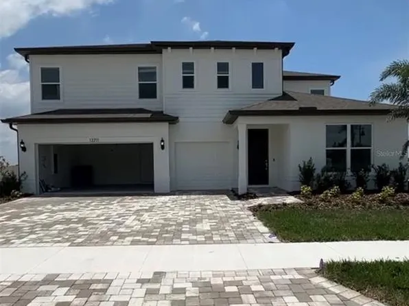 13711 Sunlight Meadow Dr, Riverview, FL 33578