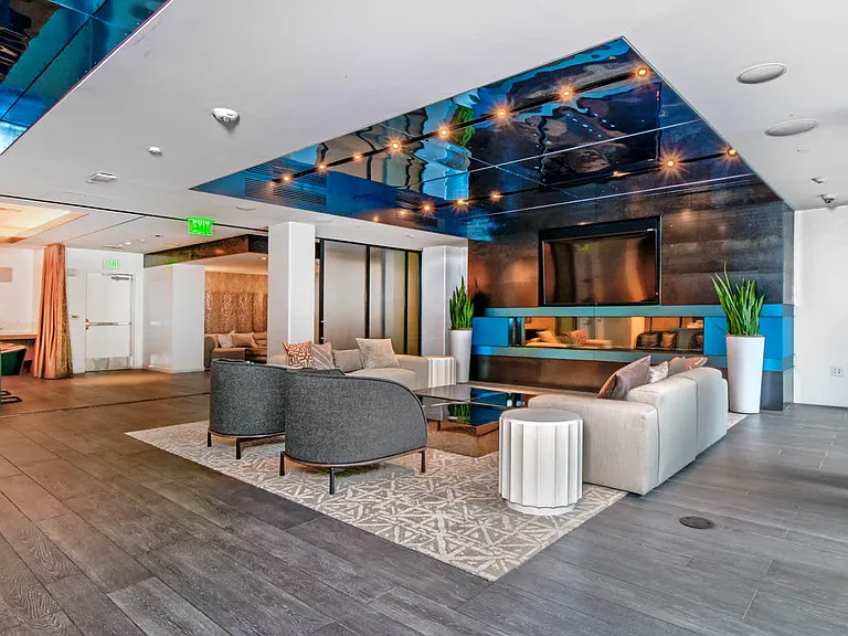 Resident Lounge