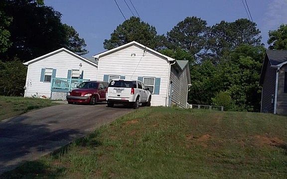 2nd image of 106 Westwood Dr