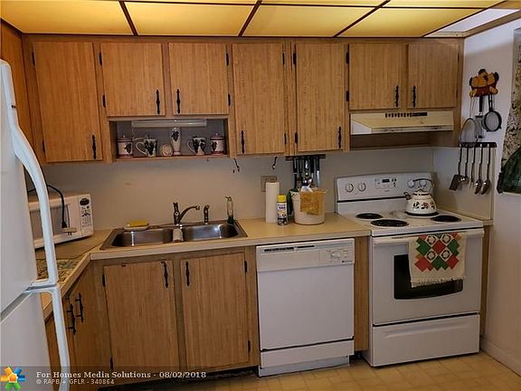 2nd image of 6850 Royal Palm Blvd APT 206