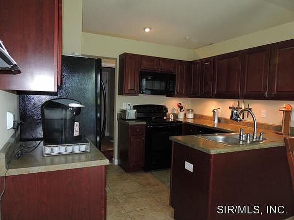 OPEN KITCHEN
