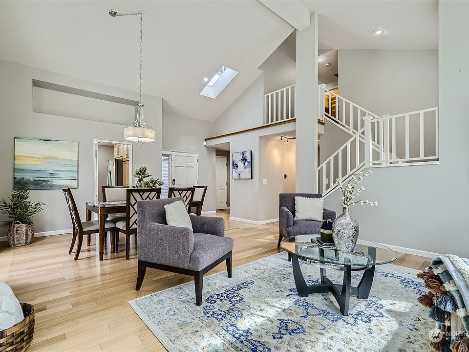 Beautiful bamboo cork flooring flows seamlessly throughout the main living areas.>