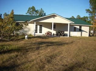 404 Gibbs Rd, Hoboken, GA 31542