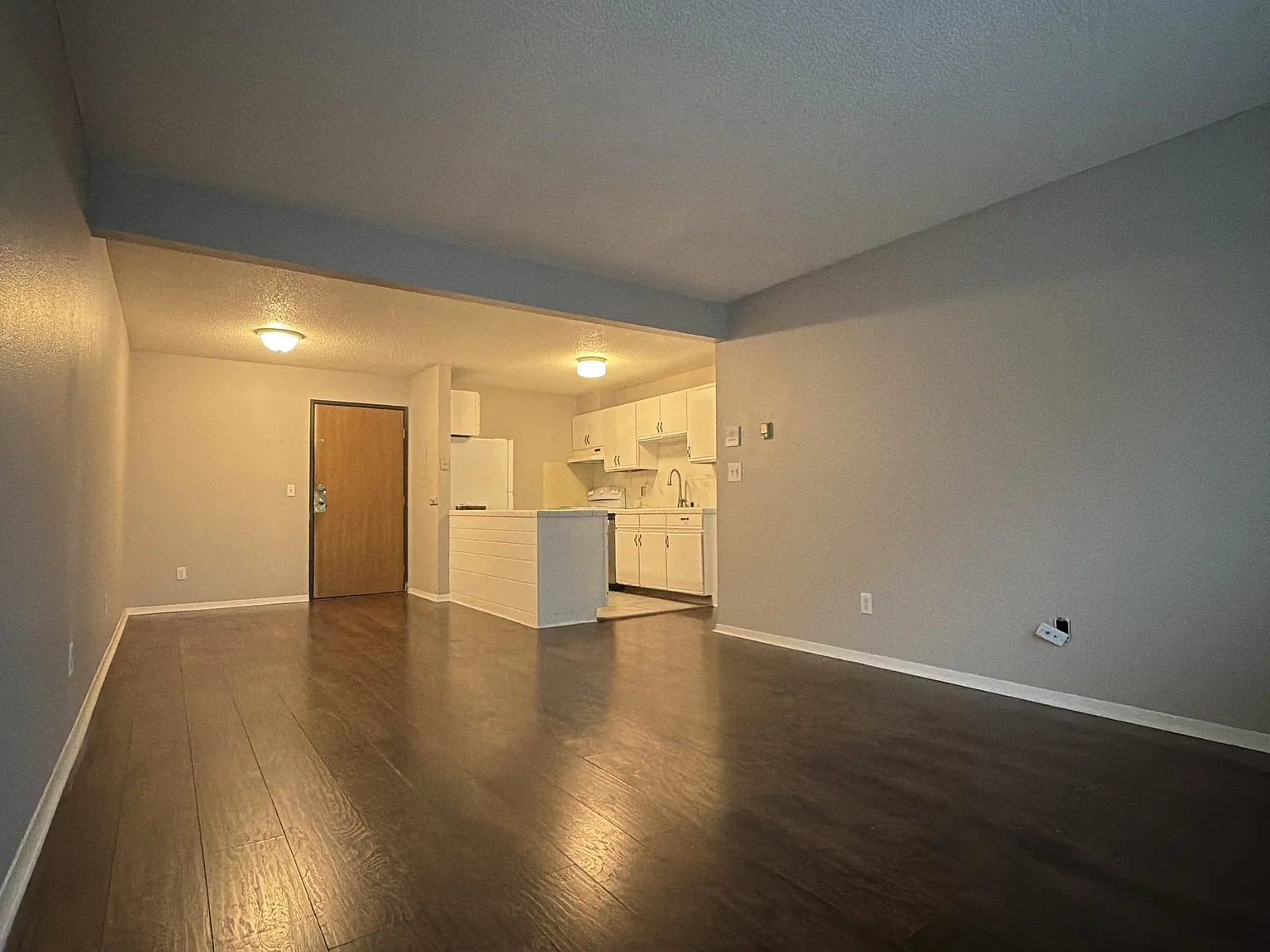 1120 9th Avenue South - 101 — Photo 1
