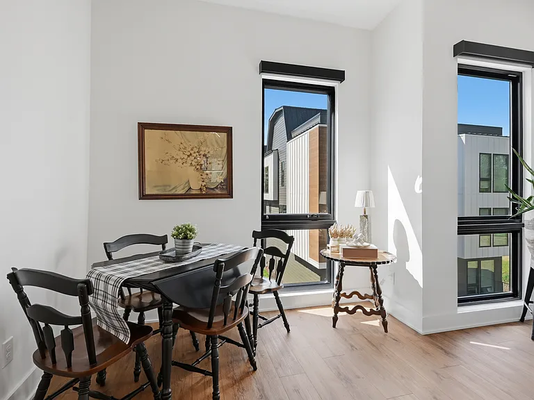 512 Gordon St — Photo 24