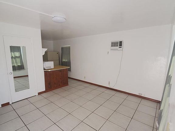 2nd image of 717 E Atlantic Blvd