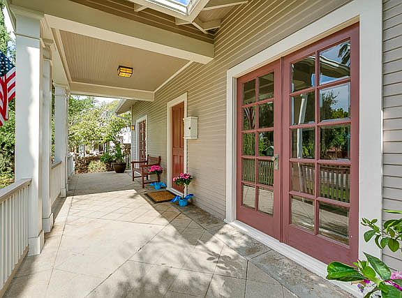 5th image of 1671 Paloma St