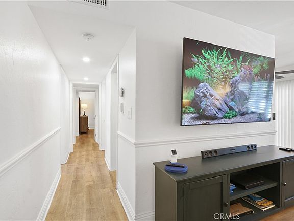 4th image of 1440 W Lambert Rd