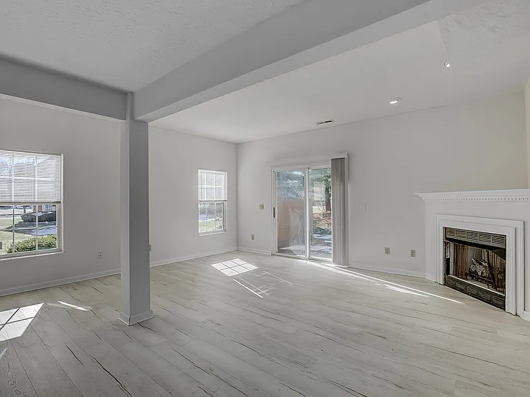 4104 Otter Creek Dr — Photo 16
