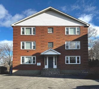 22 Park Pl APT 6F, New Britain, CT, 06052