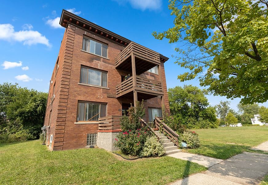 1st image of 109 Leicester Ct #2