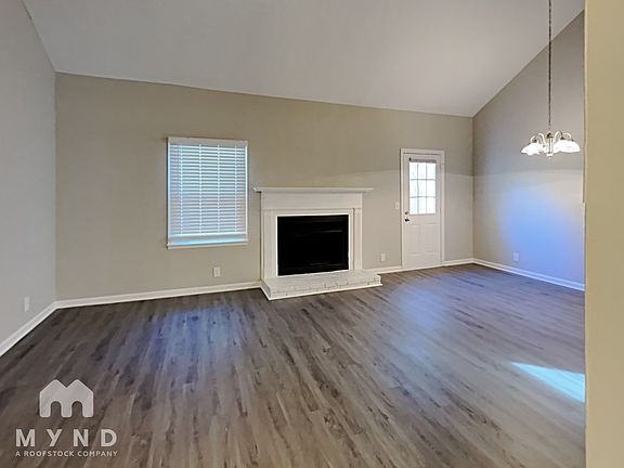 3rd image of 3268 Priest Woods Dr