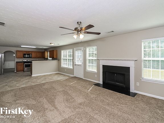 3rd image of 3725 Georgia Dr