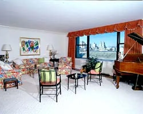 Sold by Corcoran | media 19