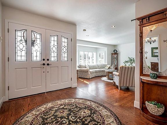 2nd image of 90 Bruces Ct