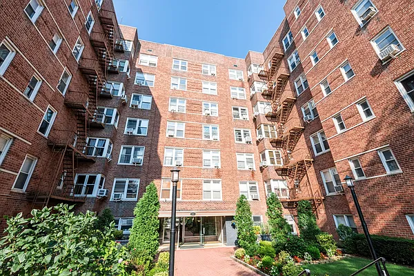 Sold by Keller Williams Realty Empire | media 19