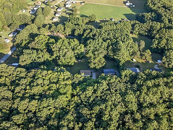 4th image of 33089 Boston Rd